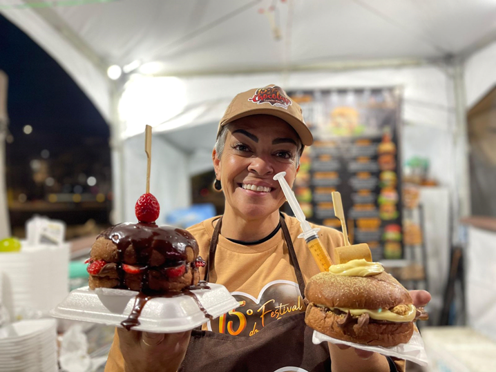 Mais de 30 barracas gastronômicas, com variedades, são protagistas da festa